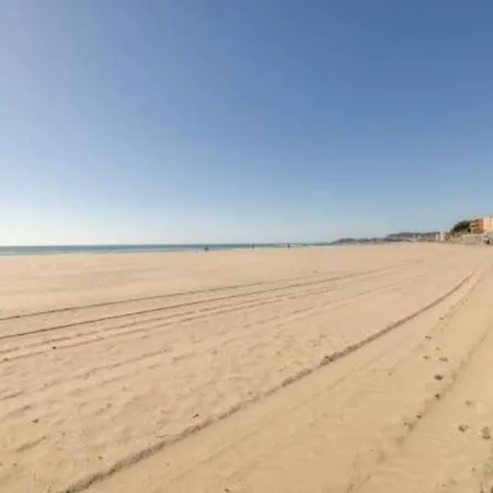 A Pie De Playa En Apartament