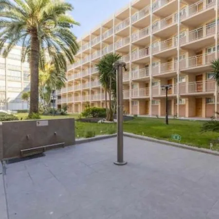 A Pie De Playa En Apartament La Pineda